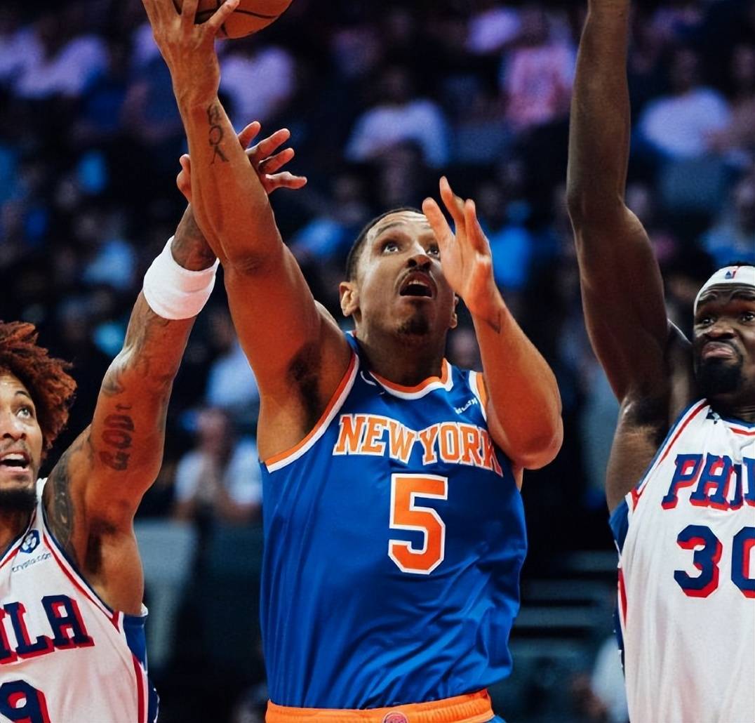 76人主场气势强劲(76人队)